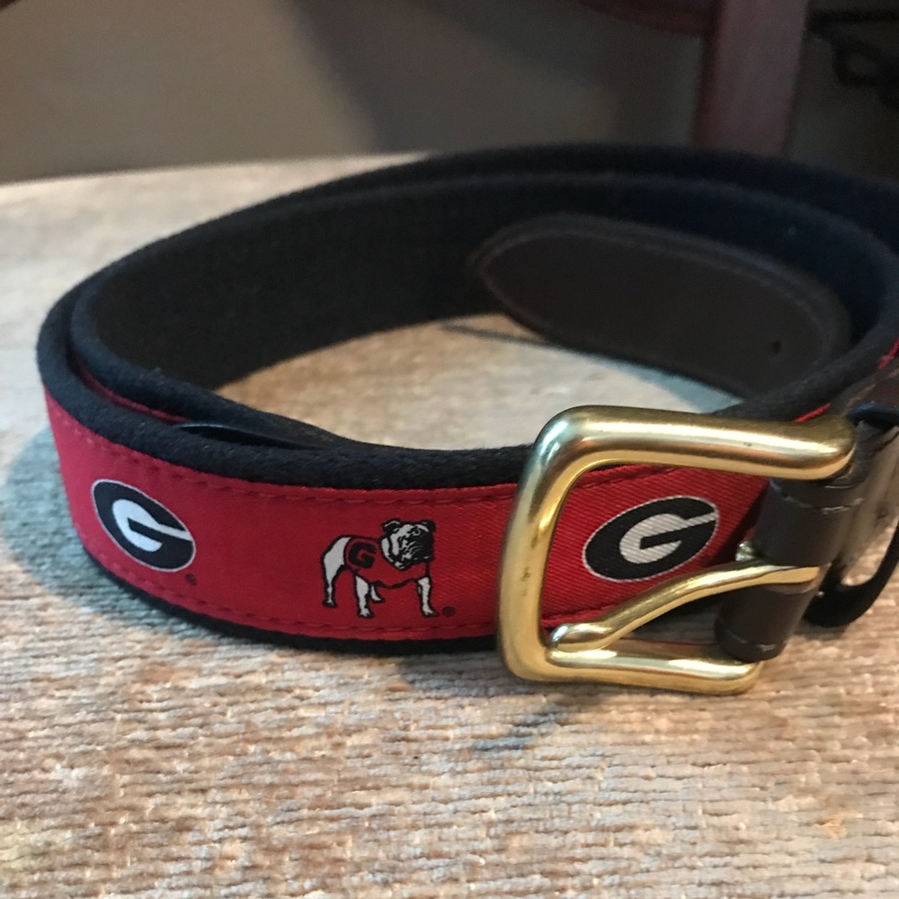 NWT Vineyard Vines University of GA Belt Size 40